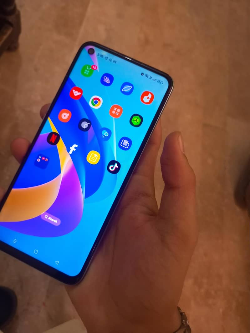 OPPO A76 1