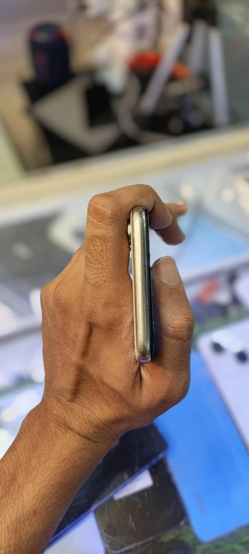 Apple iPhone X 3