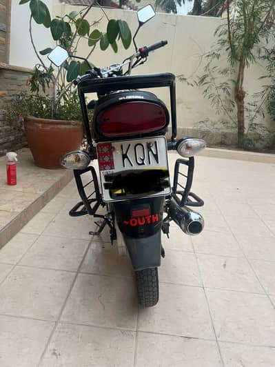 Suzuki GS-150 2024 Model
