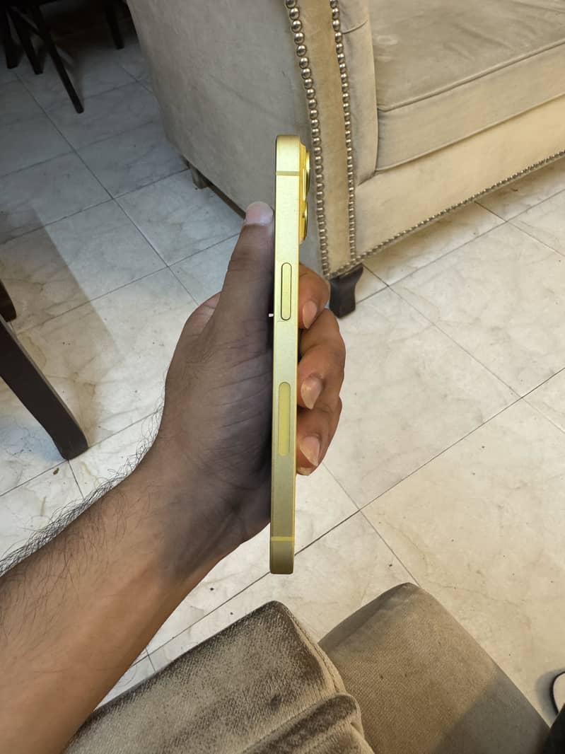 Apple iPhone 14 1