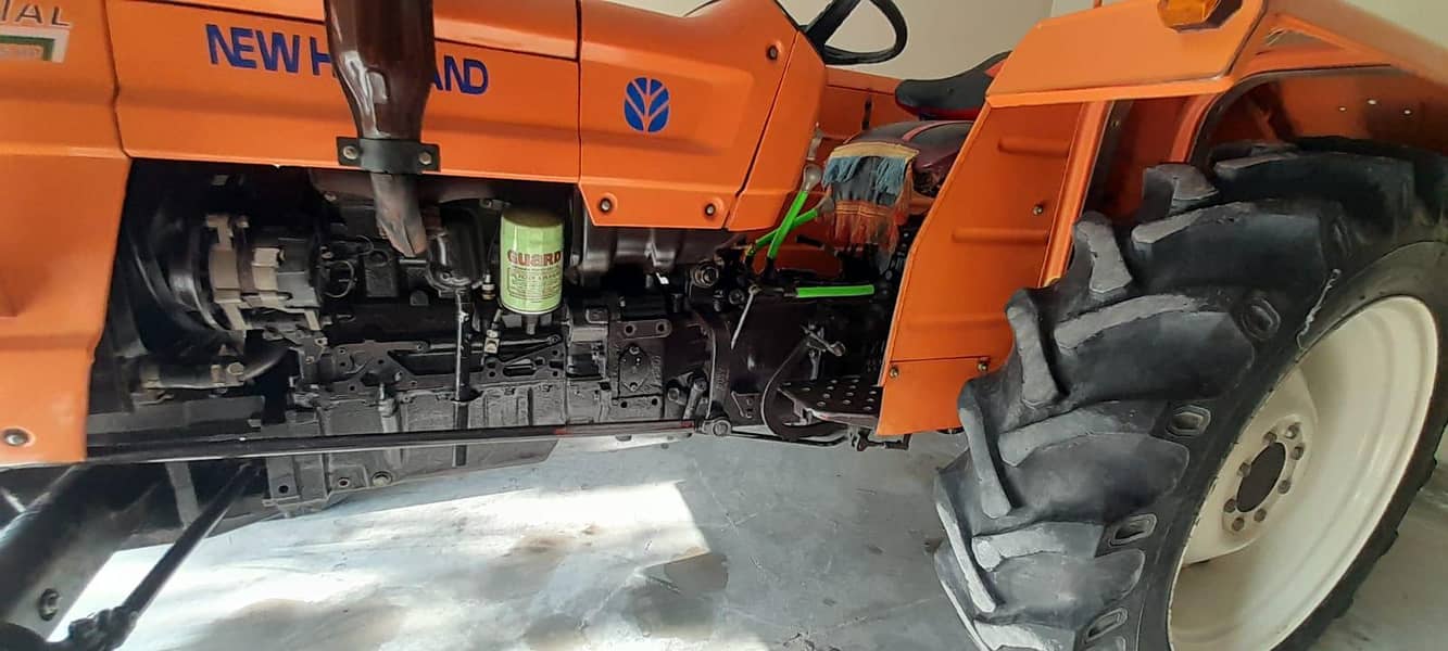 Tractor 2017 10/10 condition 13