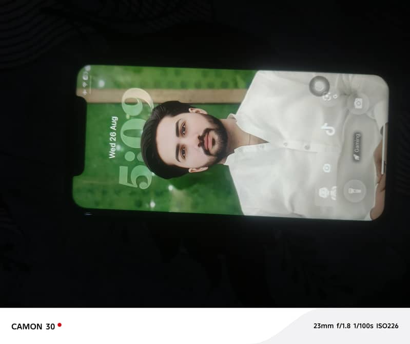 Apple iPhone 11 3