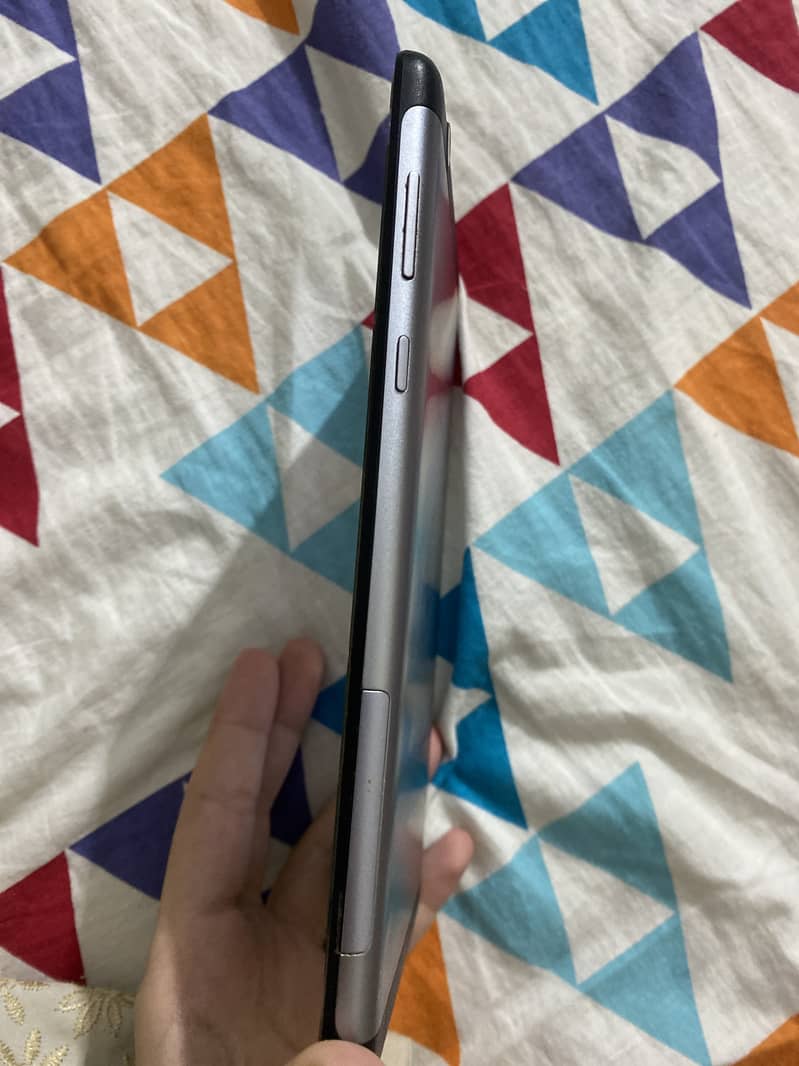 Huawei tablet BG2-U01 2