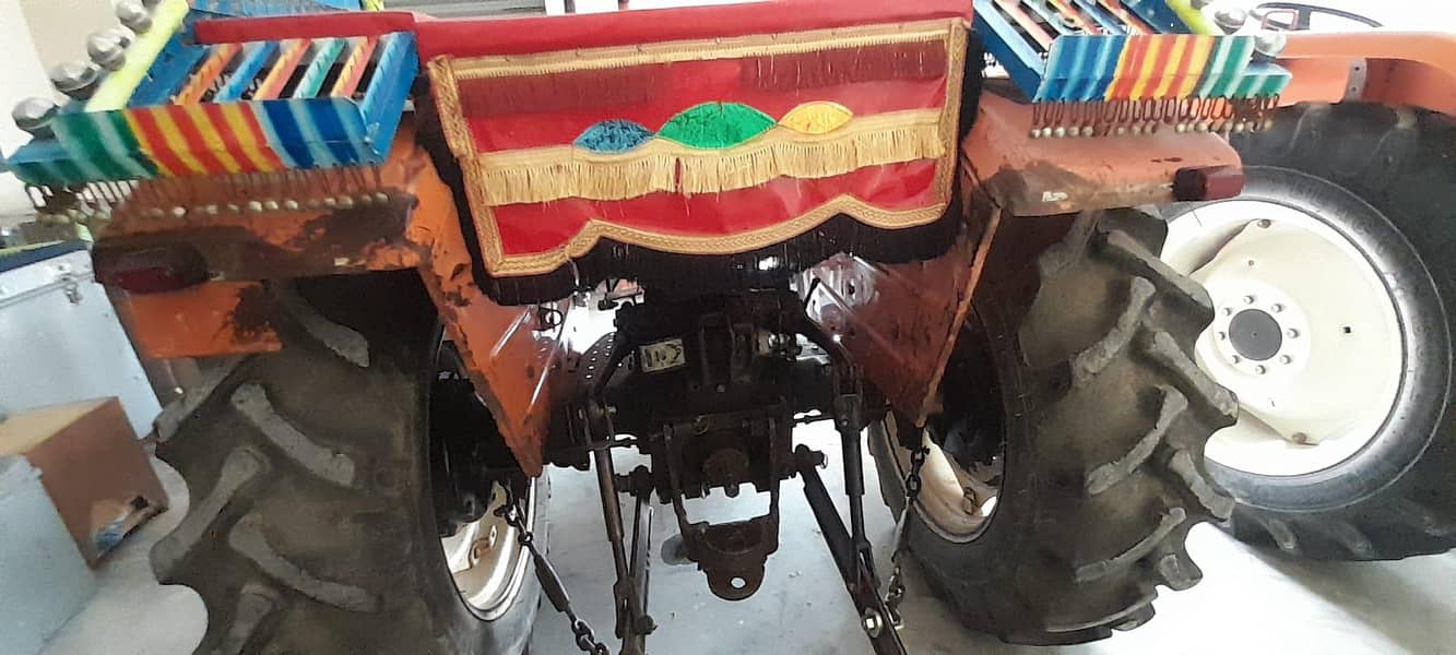 Tractor 1994 Model 4