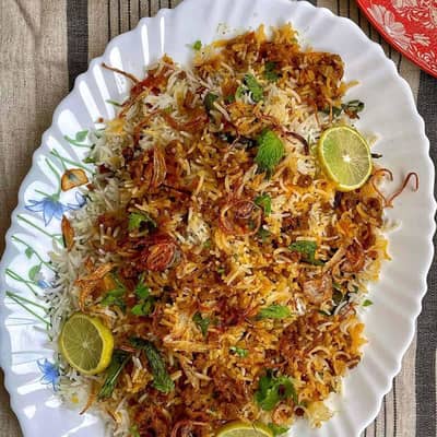 Biryani Maker & Server.