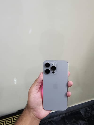 Apple iPhone 15 Pro Max pta approved 10/10