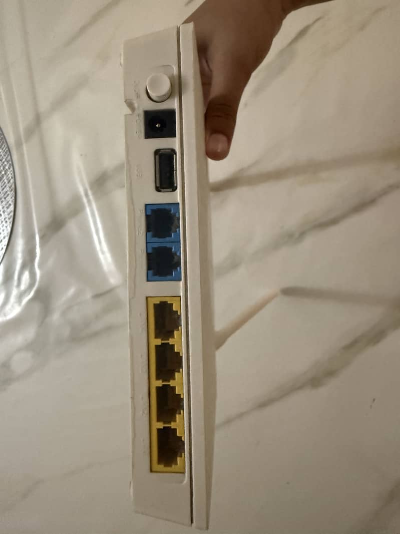 Internet Router 0