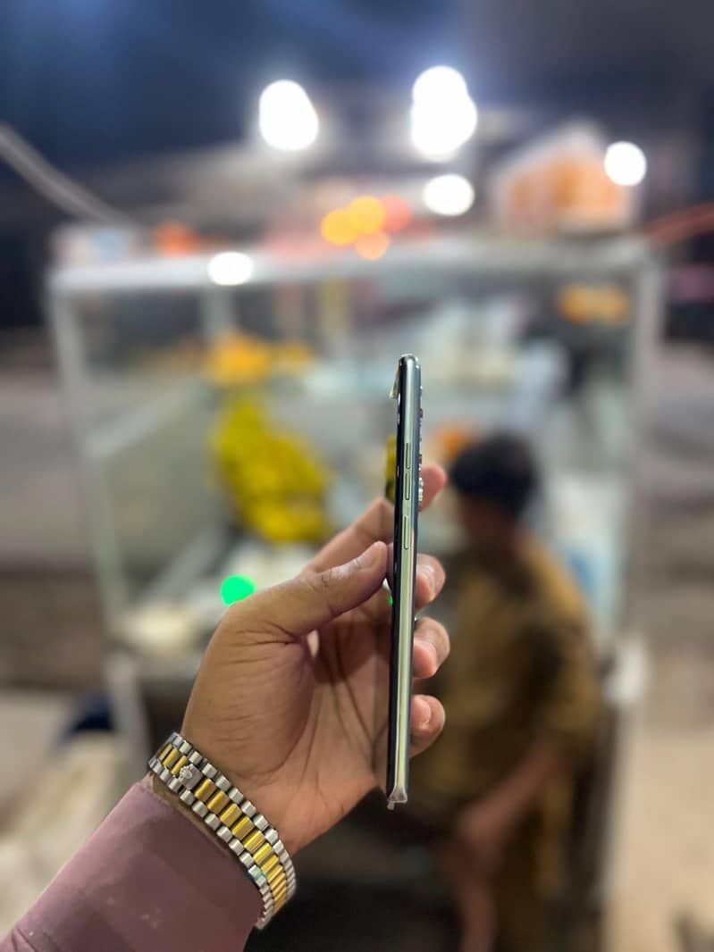 Tecno CAMON 40 Pro 1