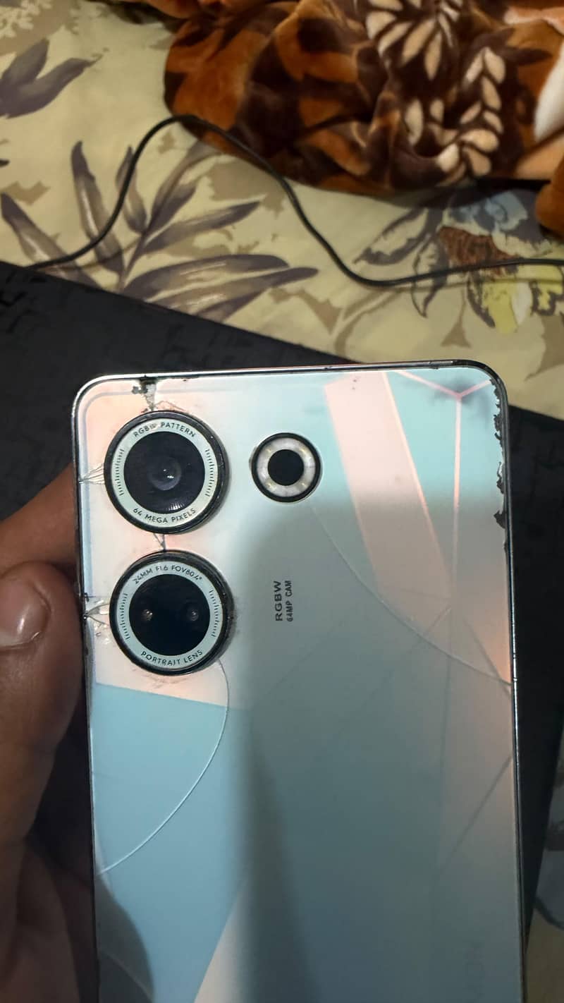 Tecno CAMON 20 2