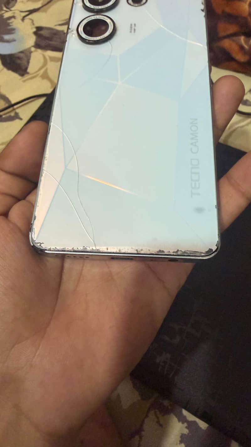 Tecno CAMON 20 3