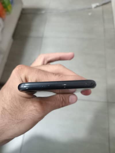 Apple iPhone 7