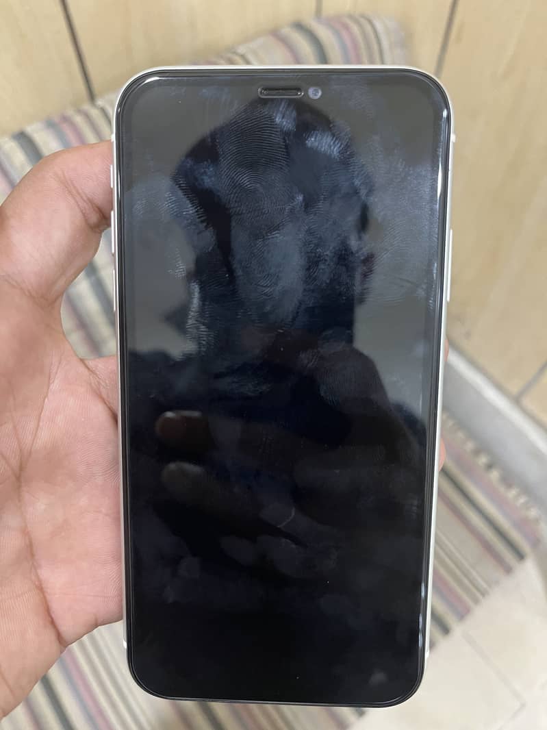 Apple iPhone 11 1