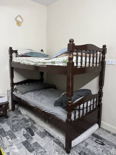Double bed (Urgent Sale)
