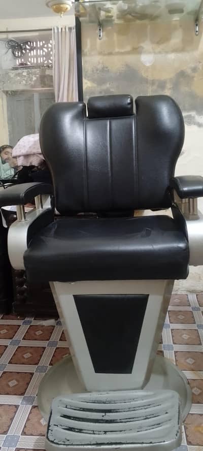 barber chair brand new