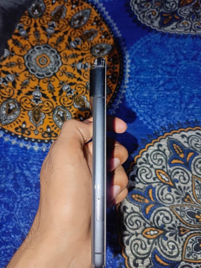 Google Pixel 8 3