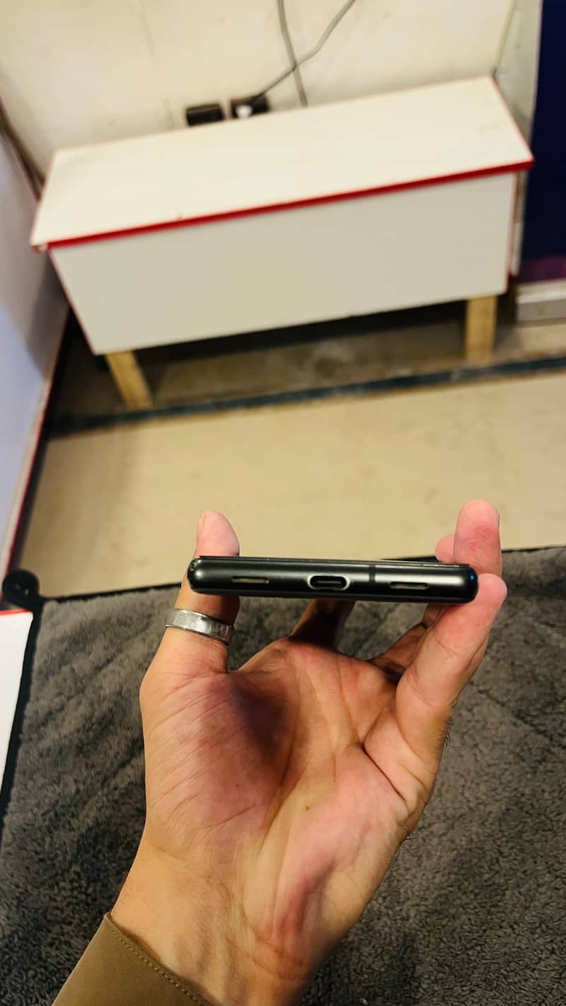 Google Pixel 7a 4