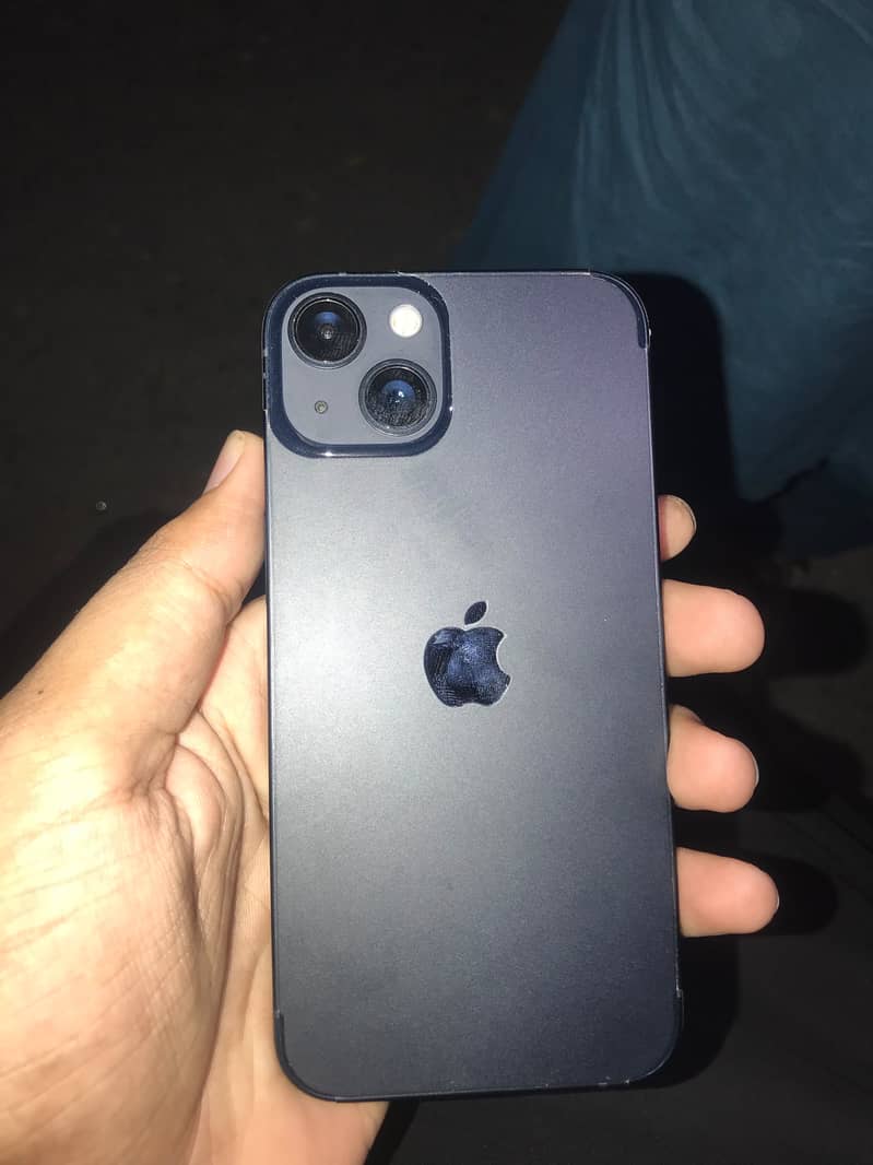 Apple iPhone 13 5