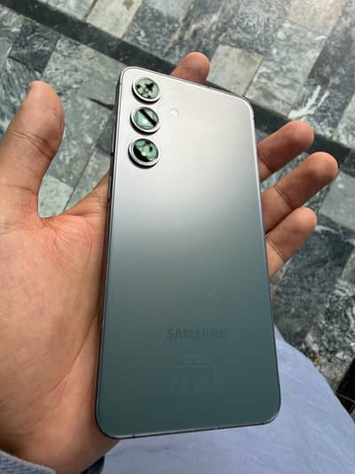 Samsung S24 Waterpack With box