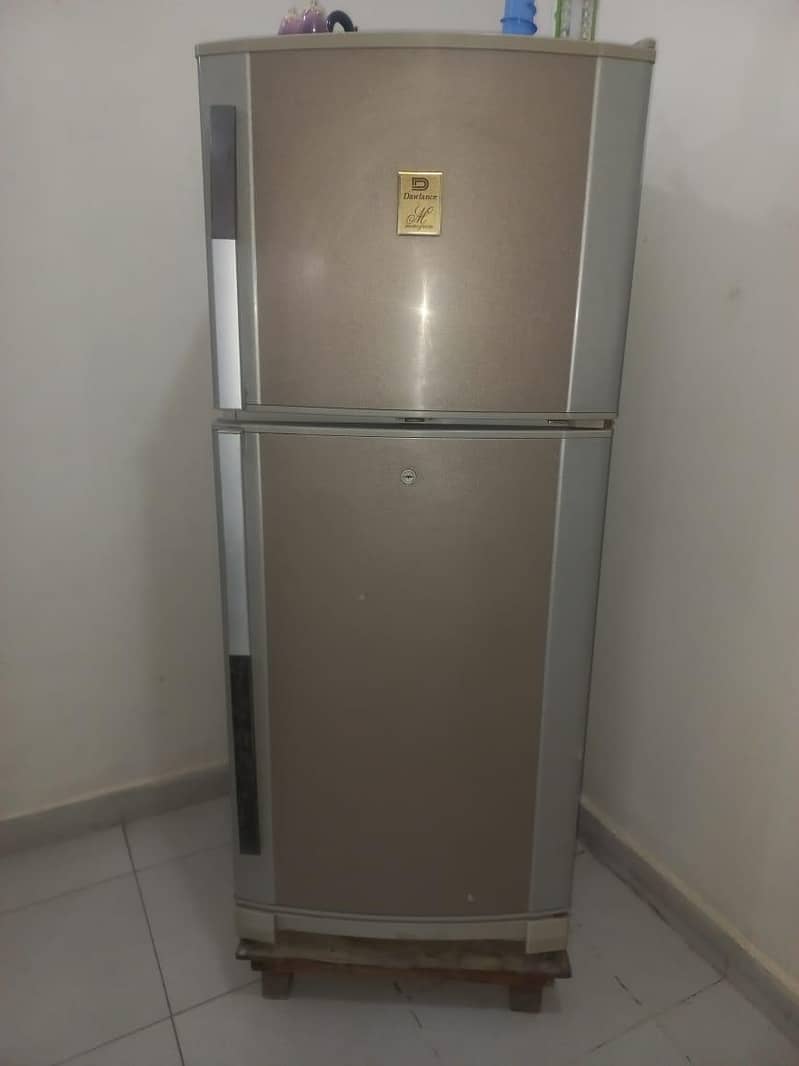 Good condition fridge 0