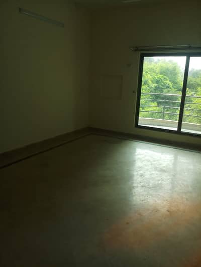 3 Bedroom 1 Kanal Upper Portion Available for Rent in Main Cantt Bagh Ali Road Lahore
