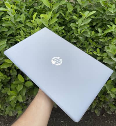 HP Pavilion 15-CC Laptop Core i7 7th Gen. 8/256 2 GB Graphics 1 TB HDD
