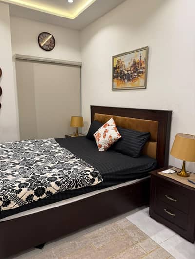 Furnished Studio Parkhouse Gulberg 3 Available on Per-Day Rents Only