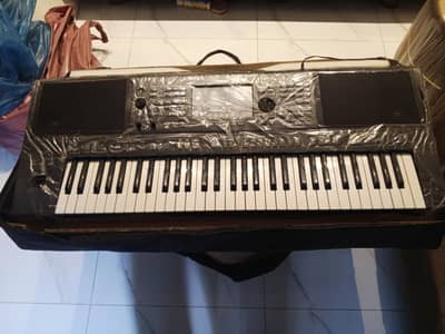 Yamaha keyboard SX 720