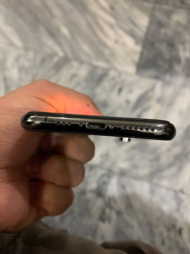 Apple iPhone XS 2