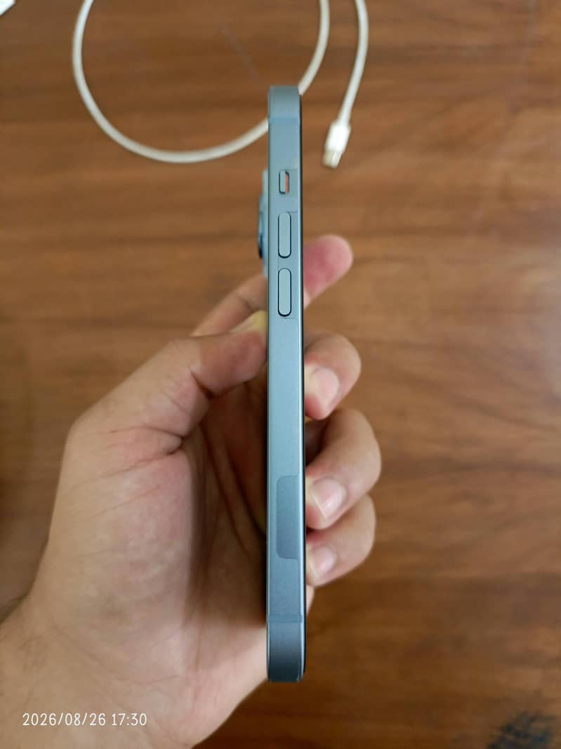 Apple iPhone 14 2