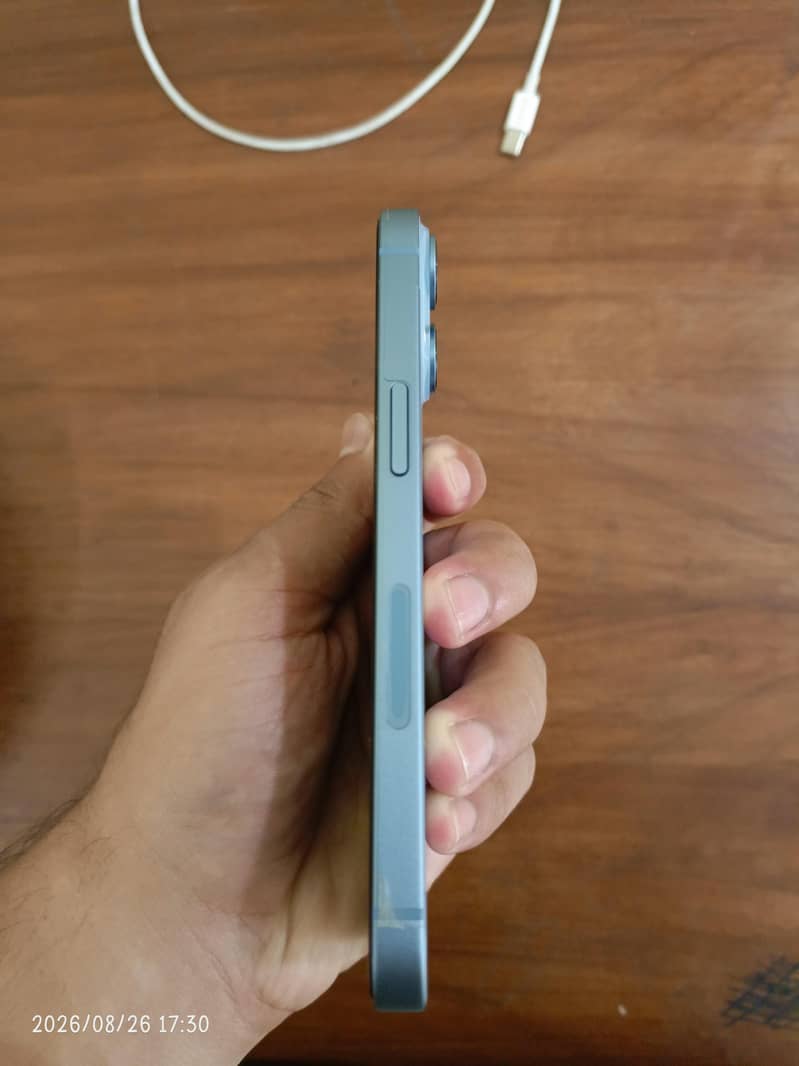 Apple iPhone 14 3