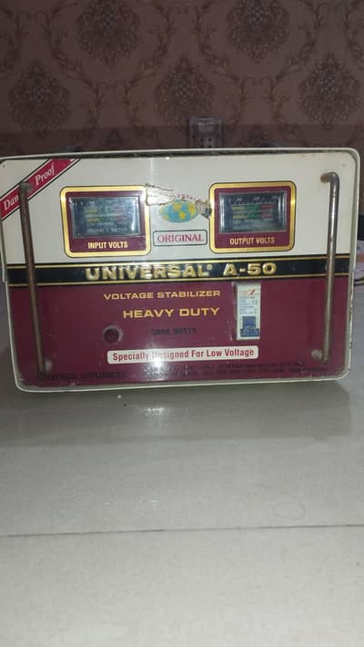 UNIVERSAL A-50 VOLTAGE STABLIZER