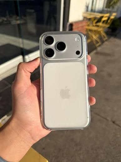 Apple iPhone 17 Pro Max 0