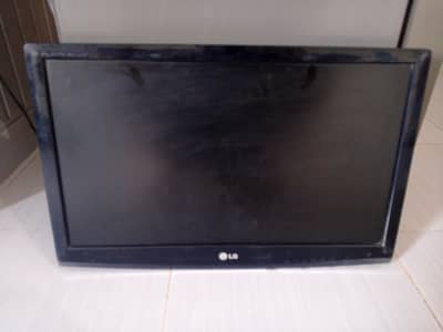 LG Flatron Slim LCD Monitor 24 Inches