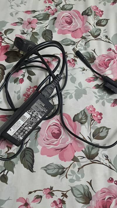Dell laptop 65W charger