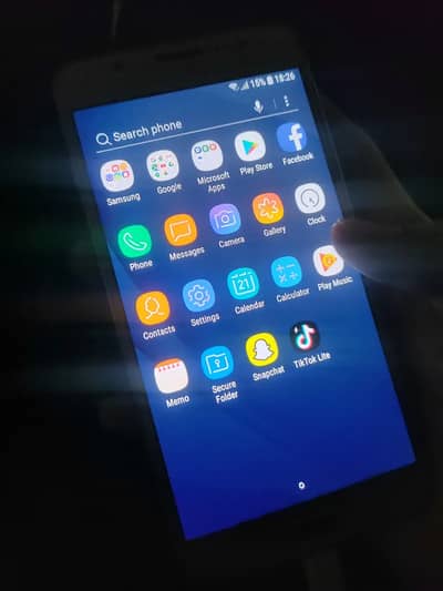 Samsung Mobile J7