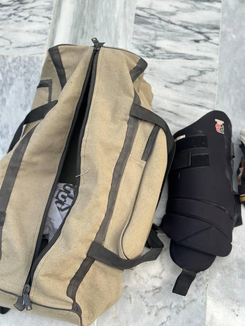 cricket kit without bat 6