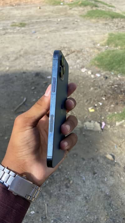 Apple iPhone 12 Pro