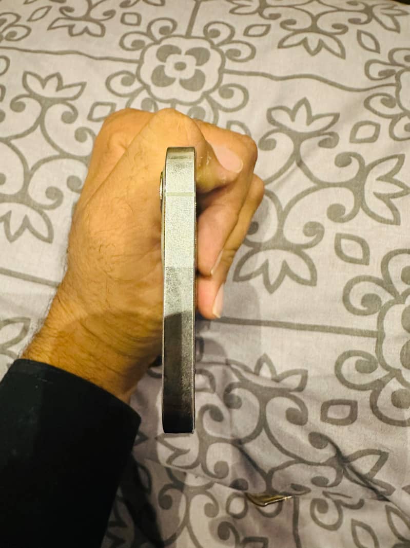 Apple iPhone 12 Pro 5