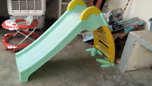 SLIDE