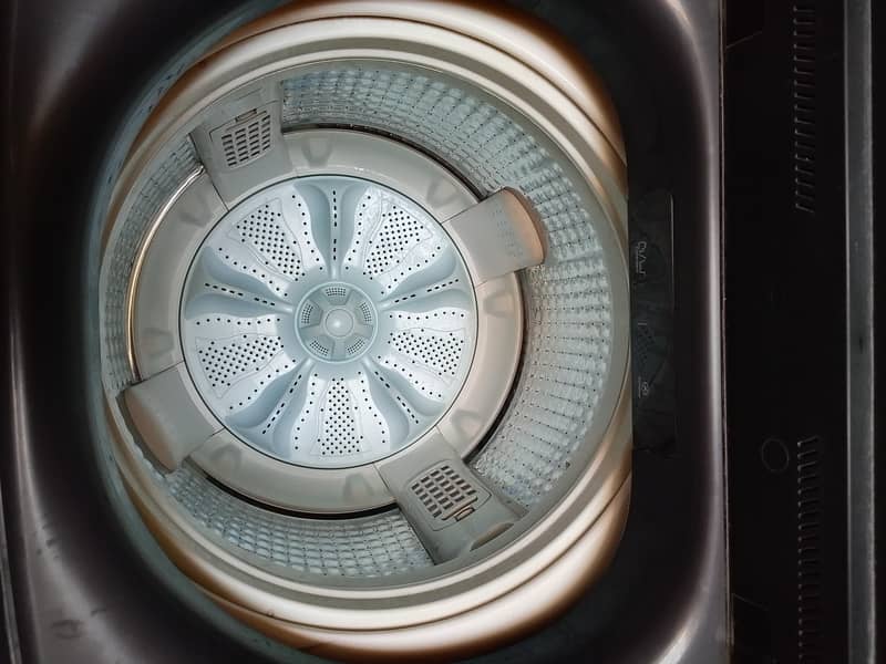 Haier Fully Automatic Machine 1