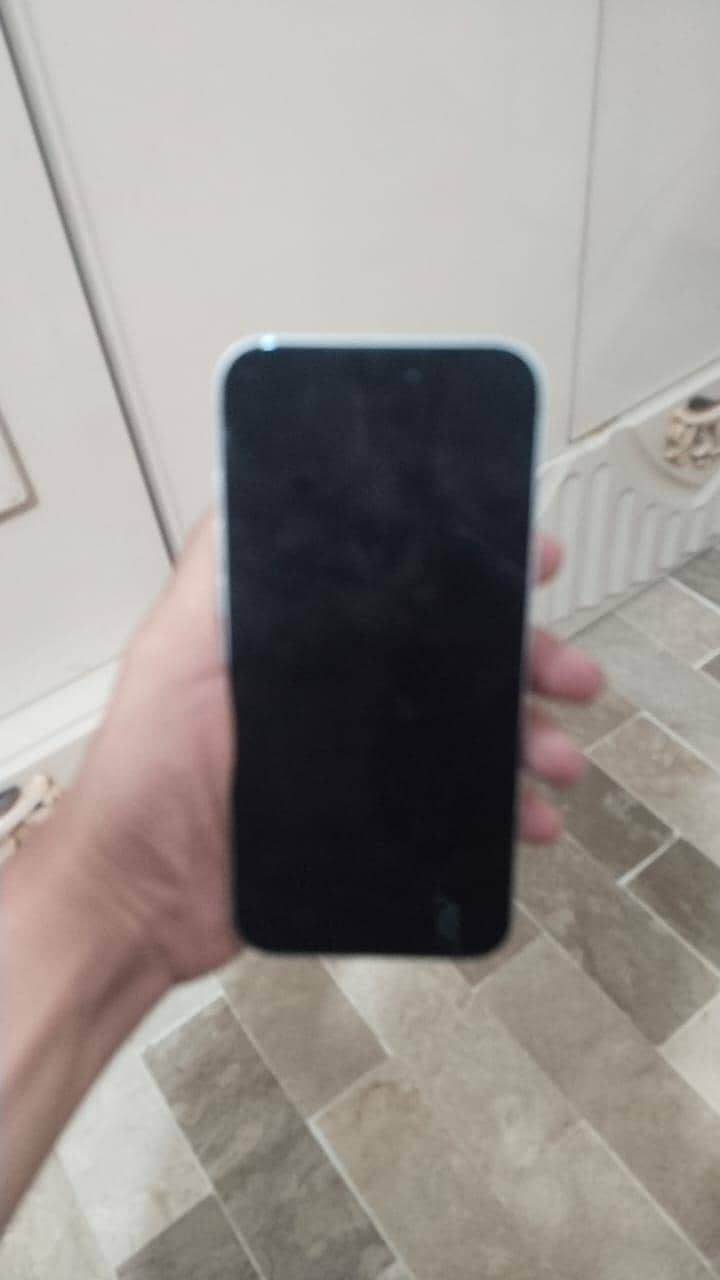 Apple iPhone 17 Pro Max 3