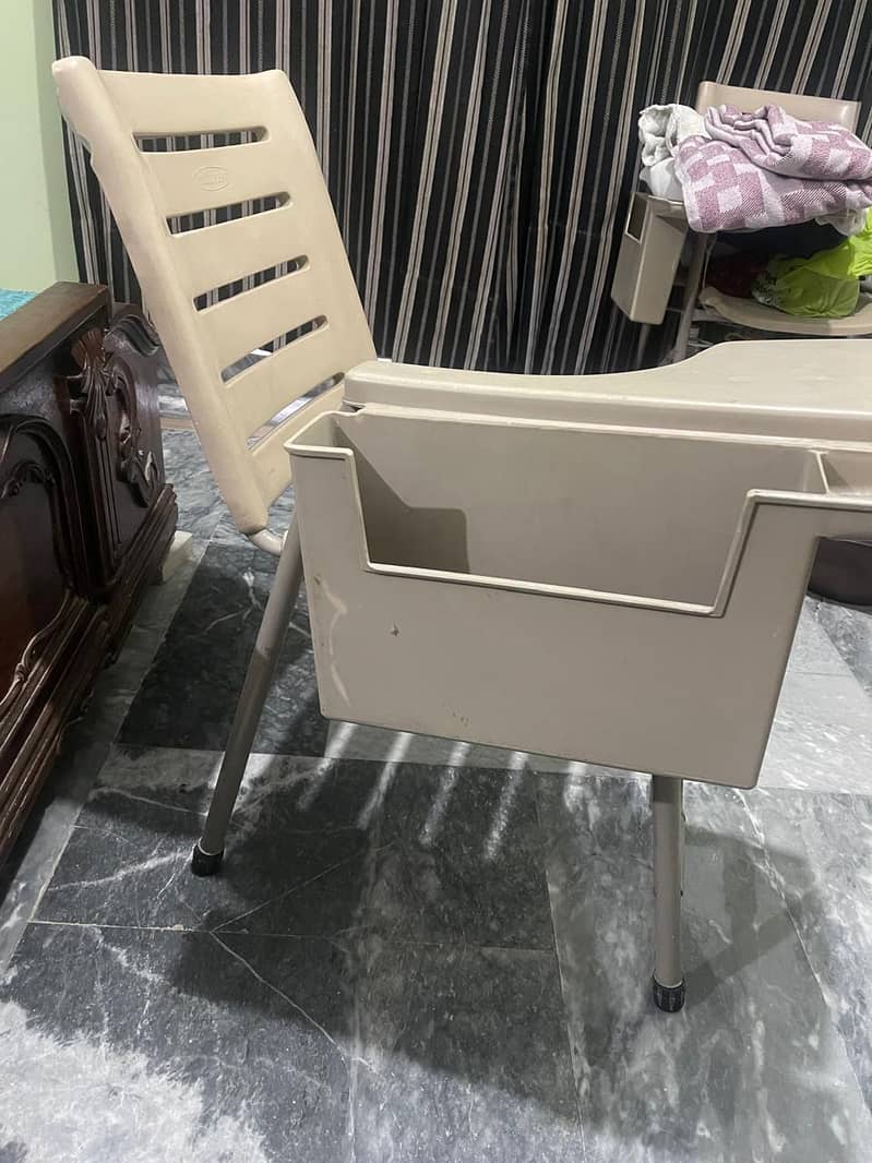 STUDY CHAIRS × 3 3