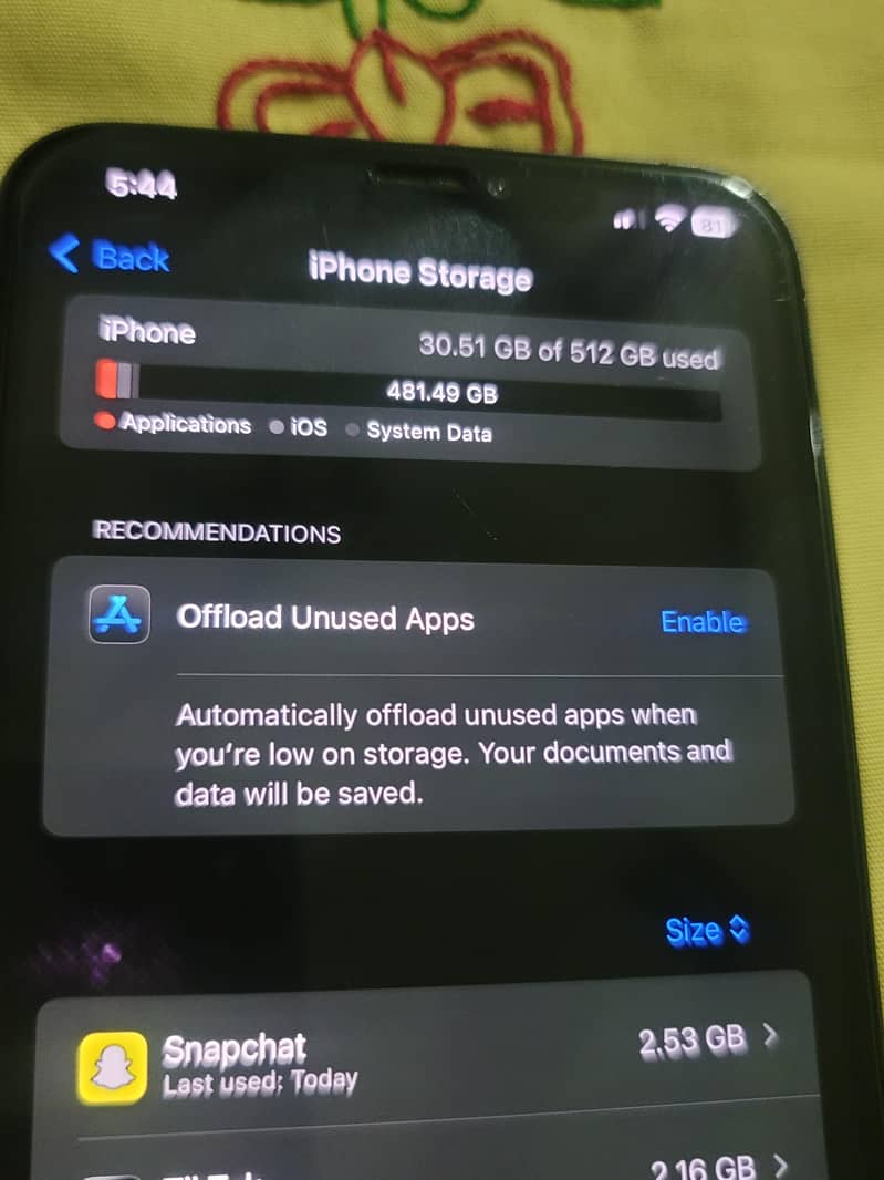 Apple iPhone XS Max 3