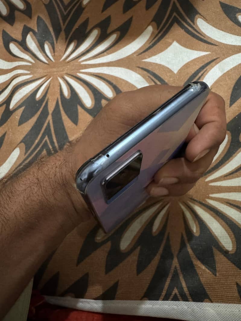 Vivo V21e 5