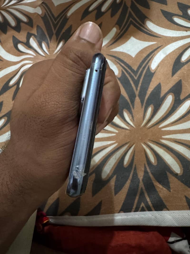 Vivo V21e 11