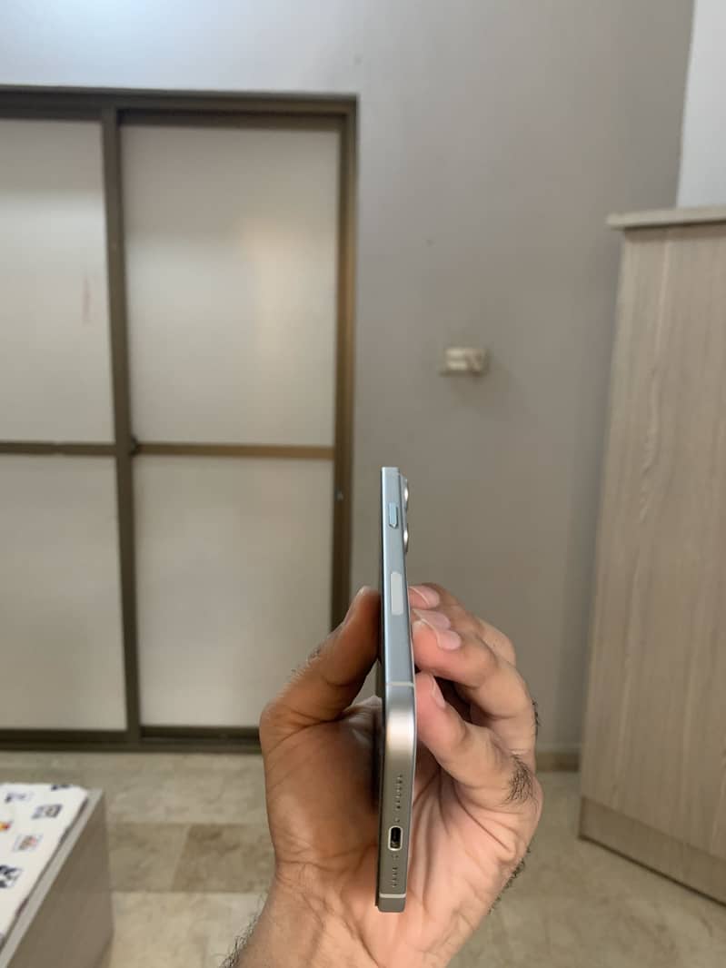 Apple iPhone 15 plus 1