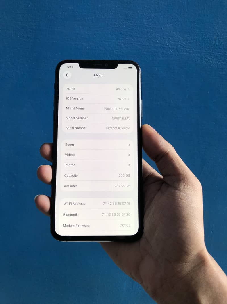 Apple iPhone 11 Pro Max 4