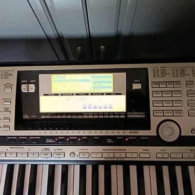 Yamaha PSR 740