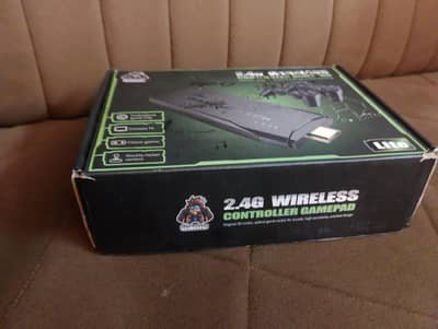 2.4 g wireless game stick dual controller with HDMI extension