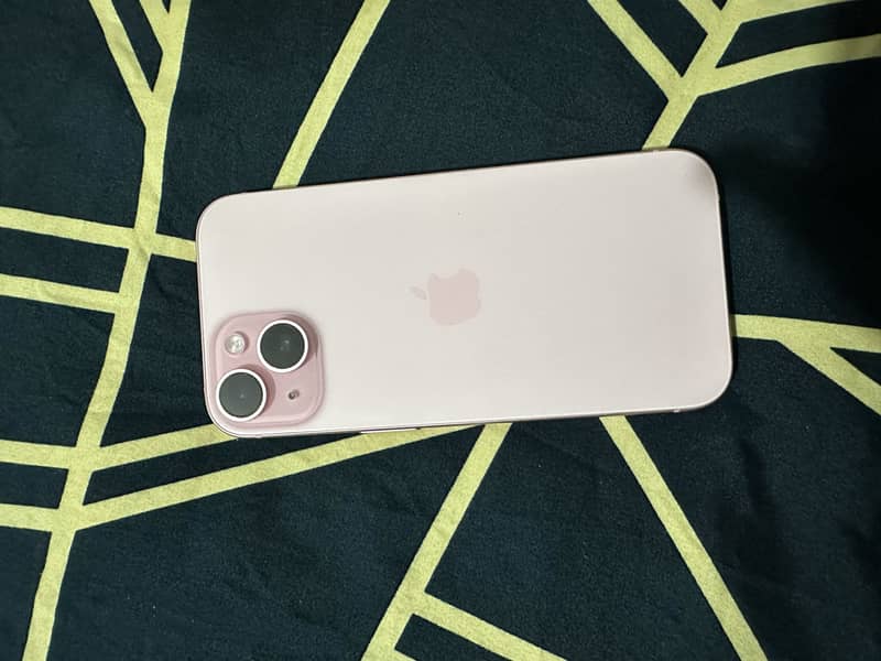 Apple iPhone 15 1